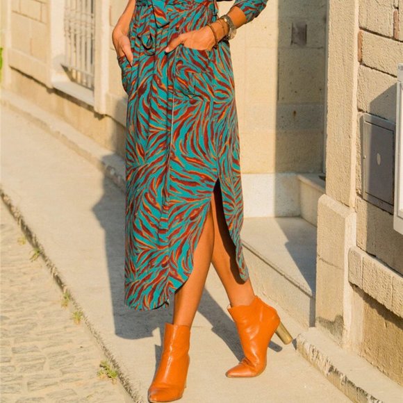 Just In ! 🆕 Hello Beach Green Striped Maxi Dress - Picture 3 of 8